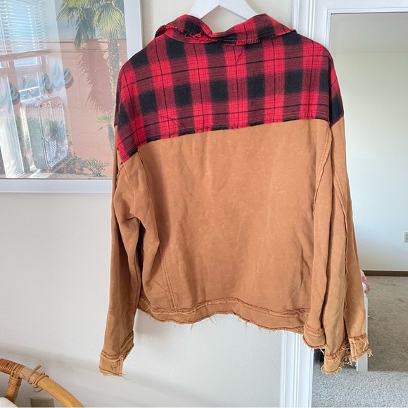 POL Boutique Distressed Buffalo Plaid Flannel Mixed Shacket Jacket - Picture 8 of 8